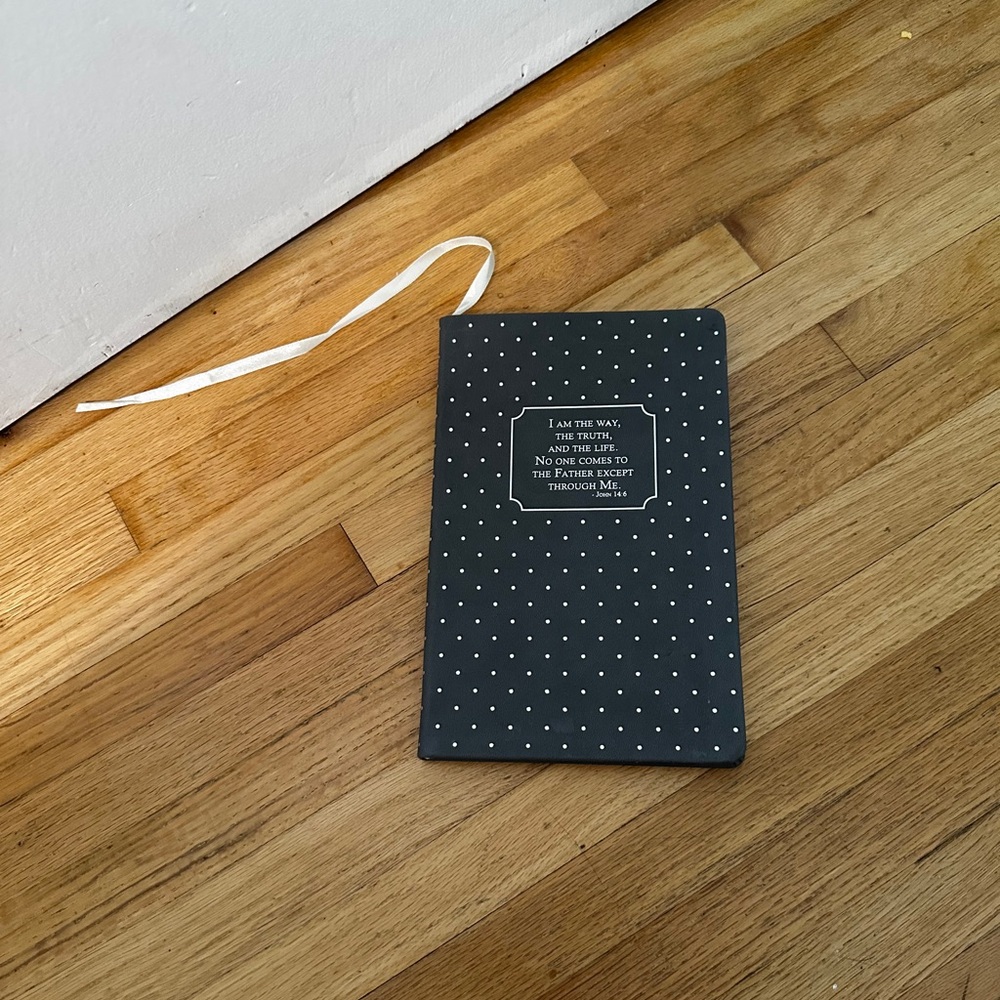 3/$10 🌼 Grey Polka Dot Note Book With Bible Scriptures